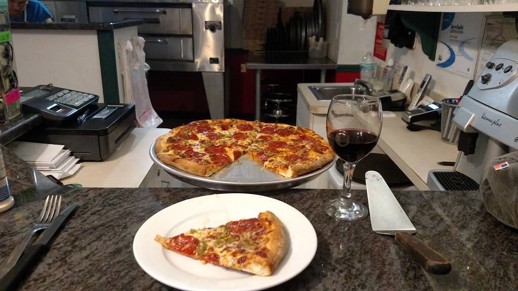 Pizza Bella | restaurant | 4590 Pine Island Rd, Matlacha, FL 33993, USA | 2392834668 OR +1 239-283-4668
