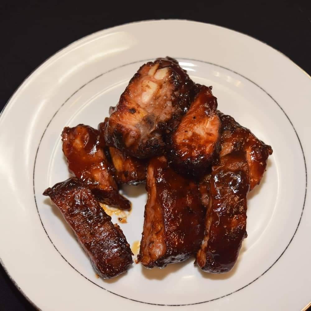 Bourbon and Bones The Smokehouse | restaurant | 17011 St Clair Ave, Cleveland, OH 44110, USA | 2169128858 OR +1 216-912-8858