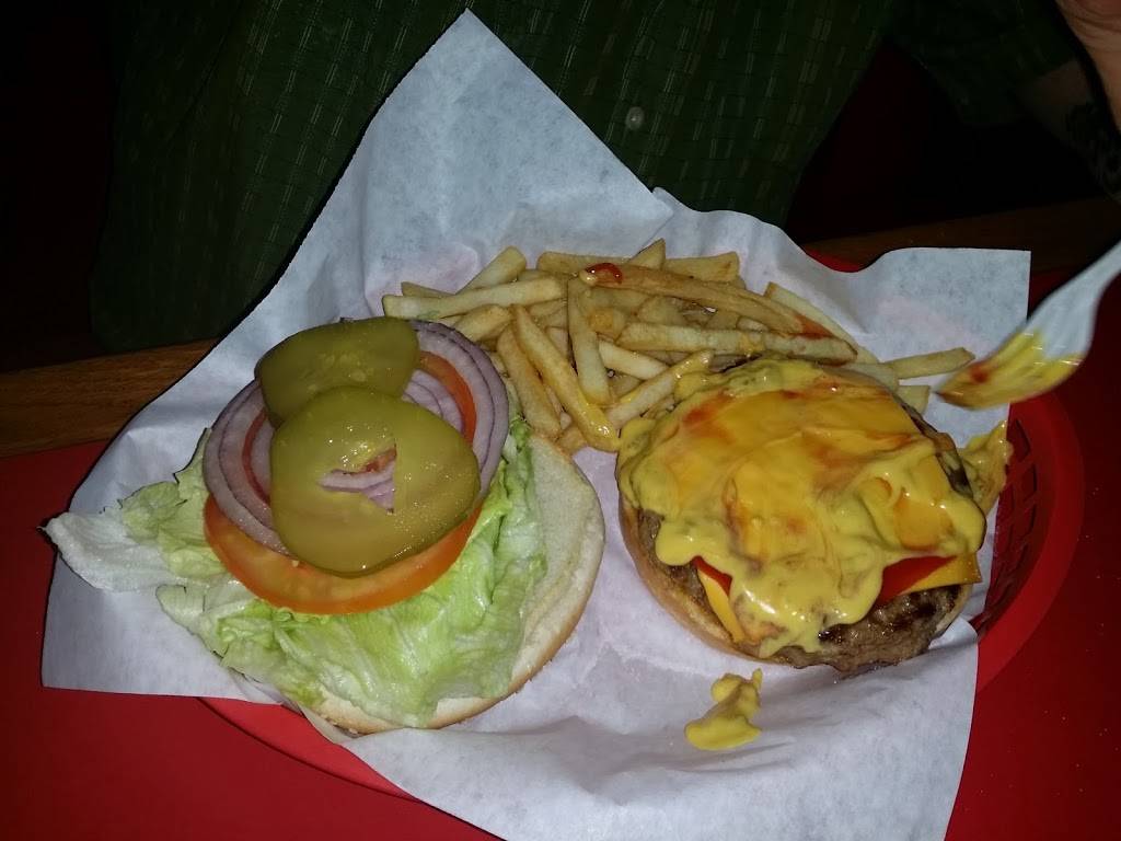 The Weevil Burger Restaurant | restaurant | 9104 Fletcher Pkwy, La Mesa, CA 91942, USA | 6196441010 OR +1 619-644-1010