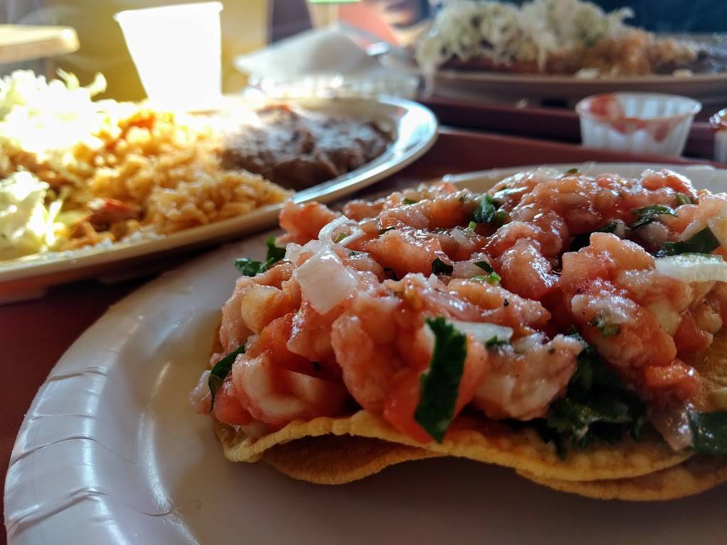 El Pollo Dorado | restaurant | 701 E Alisal St, Salinas, CA 93905, USA | 8314245444 OR +1 831-424-5444