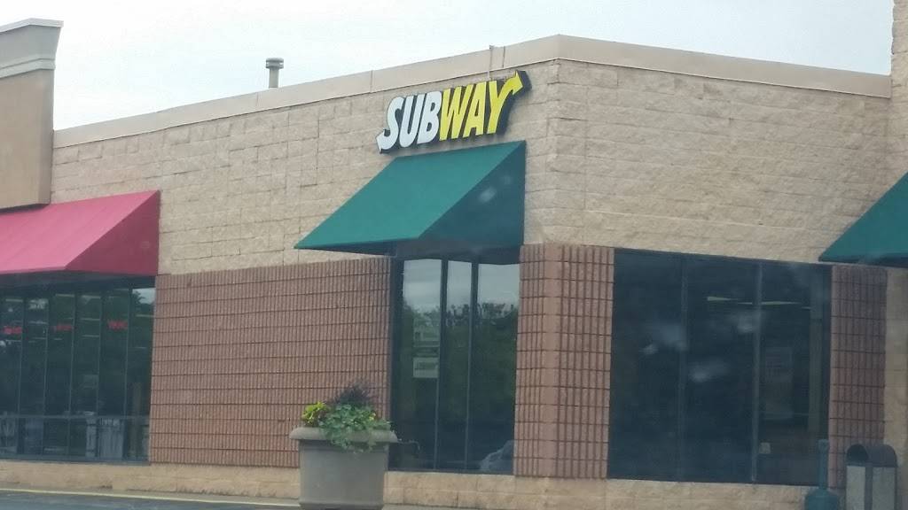 Subway | restaurant | 12744 Bass Lake Rd, Maple Grove, MN 55369, USA | 7635770675 OR +1 763-577-0675