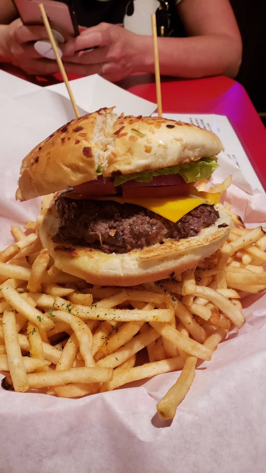 Little Nugget Diner | restaurant | 233 N Virginia St, Reno, NV 89501, USA | 7754205203 OR +1 775-420-5203