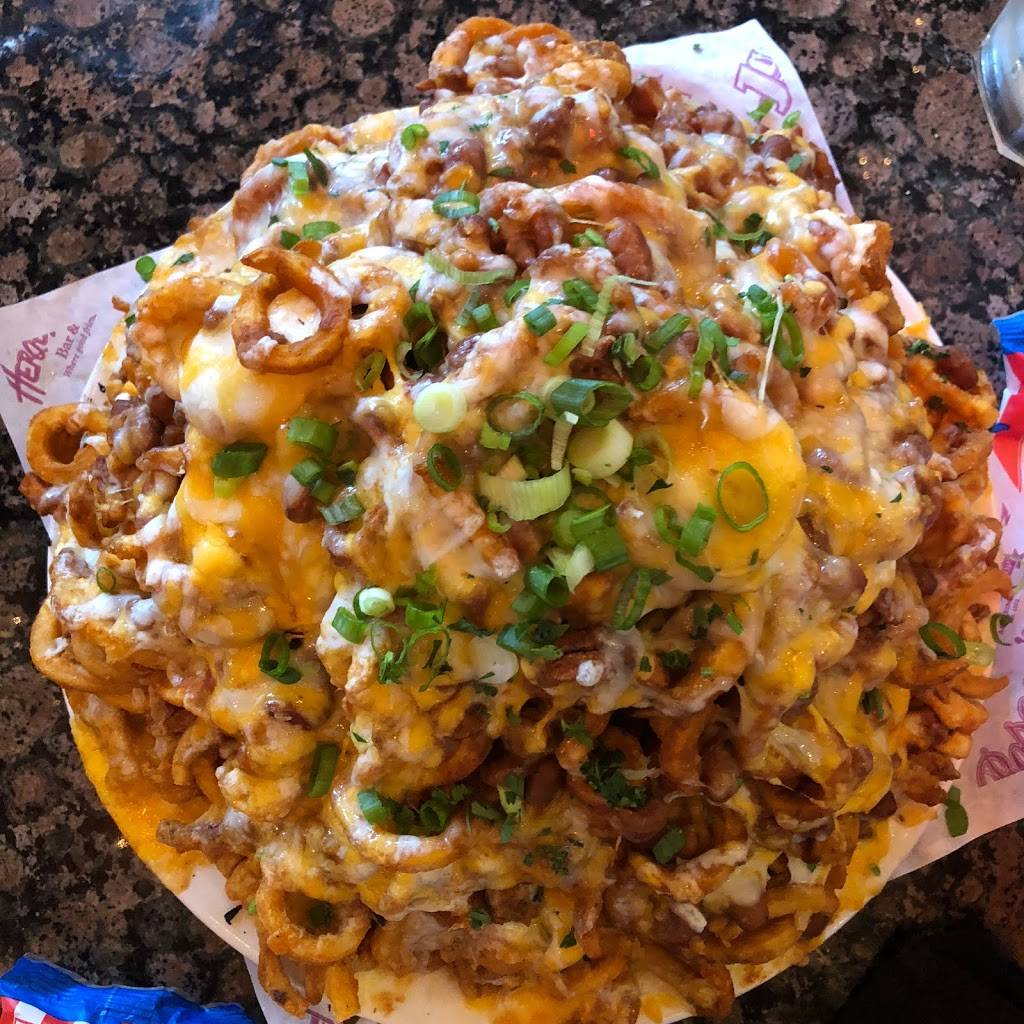 Heroes Restaurant & Brewery | restaurant | 3397 Mission Inn Avenue, Riverside, CA 92501, USA | 9512480722 OR +1 951-248-0722