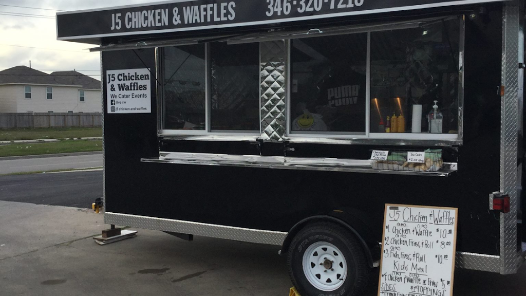 J 5 Chicken & Waffles | restaurant | 12989 Martin Luther King Blvd, Houston, TX 77048, USA | 3463207218 OR +1 346-320-7218