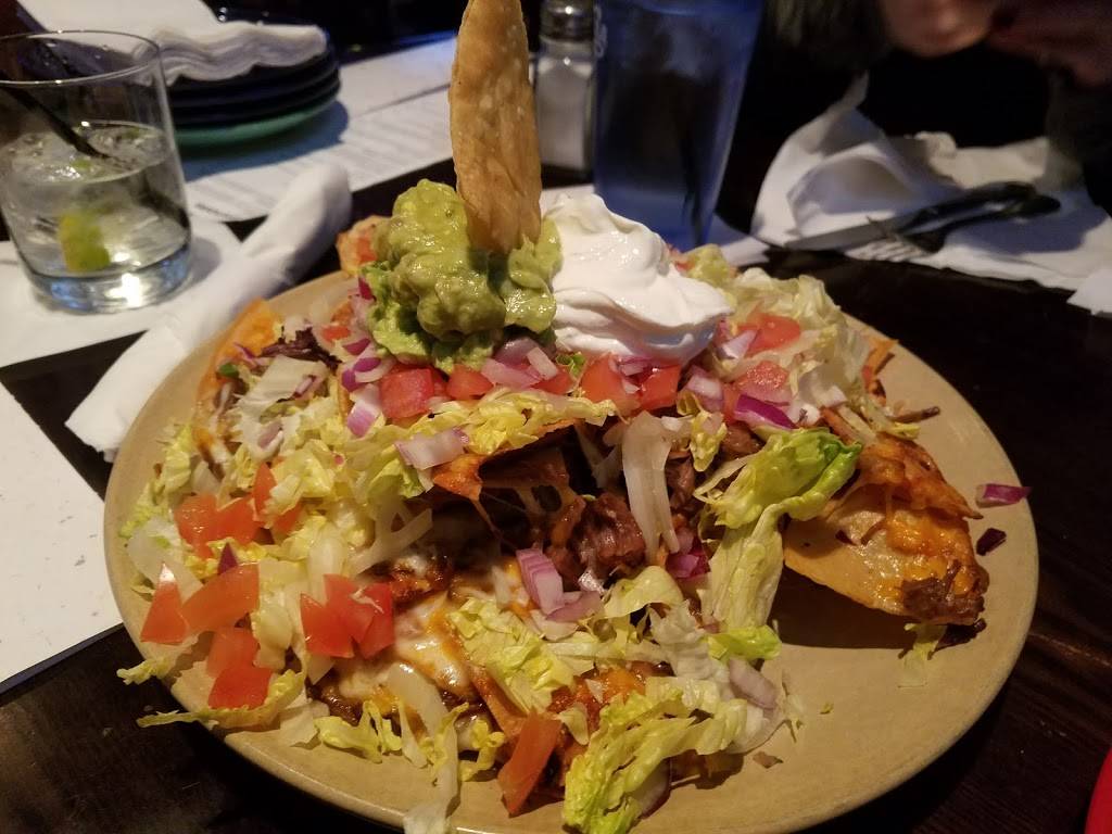 McMaes Tavern & Grill | restaurant | 913 IL-59, Bartlett, IL 60103, USA | 6307361100 OR +1 630-736-1100