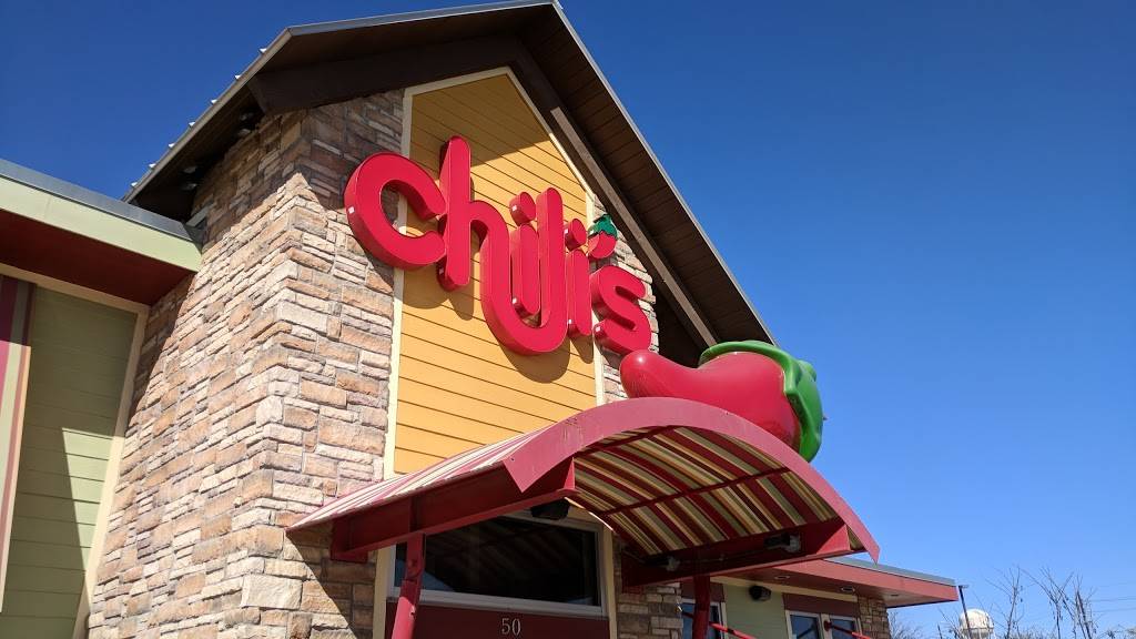 Chilis Grill & Bar | meal takeaway | 761st Tank Battalion Ave Building 50, Fort Hood, TX 76544, USA | 2545267271 OR +1 254-526-7271