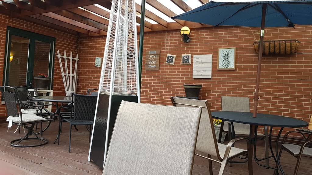 Veranda | restaurant | 5700 W Irving Park Rd, Chicago, IL 60634, USA | 7732838800 OR +1 773-283-8800