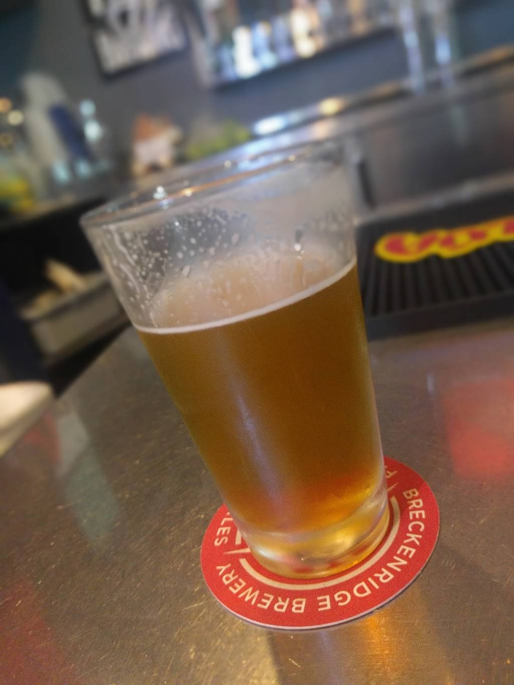 Diamond Plate Bar & Grill | restaurant | 5030 Foothills Blvd, Roseville, CA 95747, USA | 9167720303 OR +1 916-772-0303