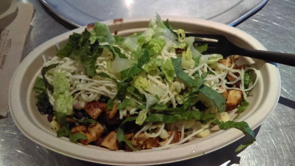 Chipotle Mexican Grill | restaurant | 5 Greenwood Ln, Springboro, OH 45066, USA | 9377461793 OR +1 937-746-1793