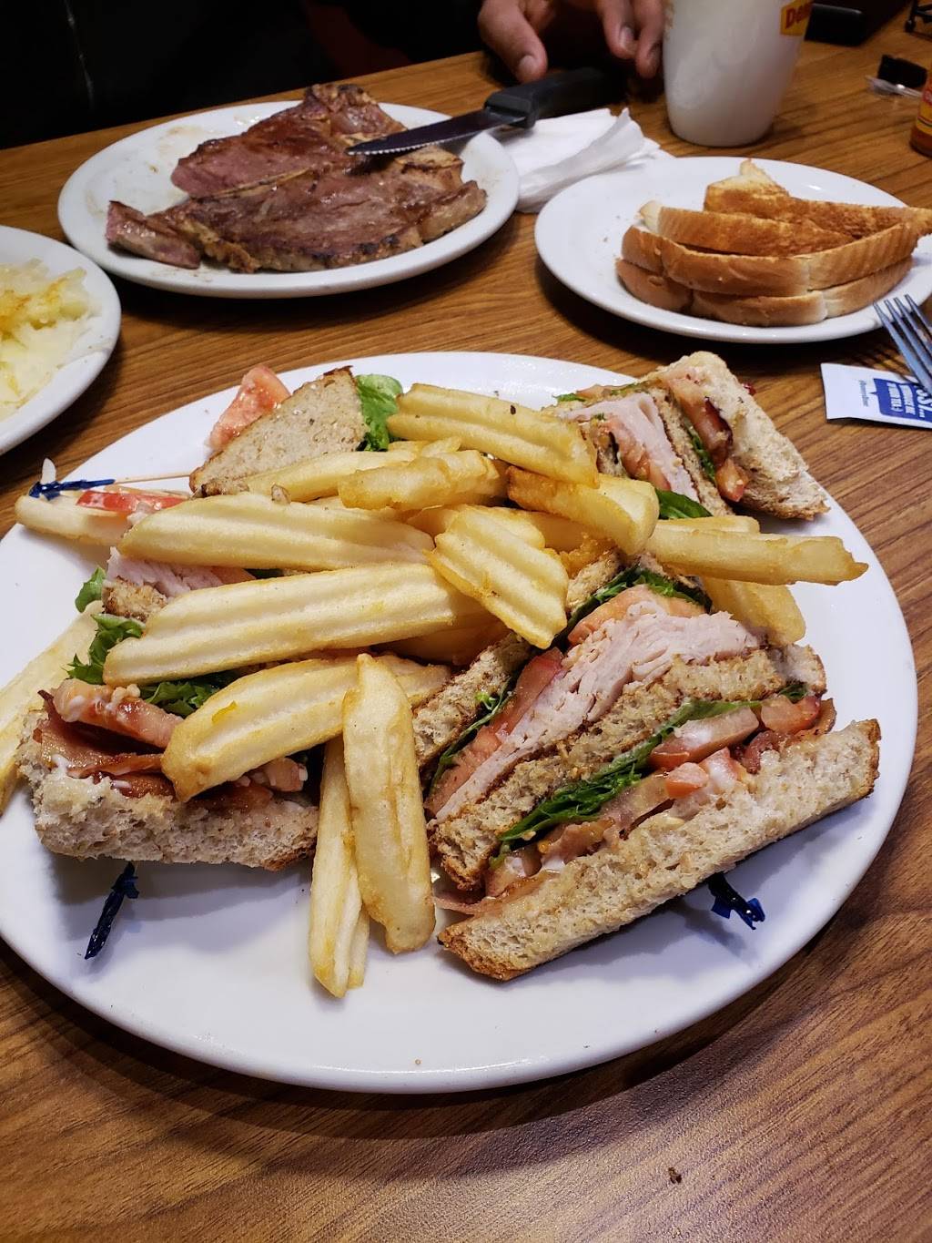 Dennys | restaurant | 12405 Westheimer Rd, Houston, TX 77077, USA | 2817527238 OR +1 281-752-7238