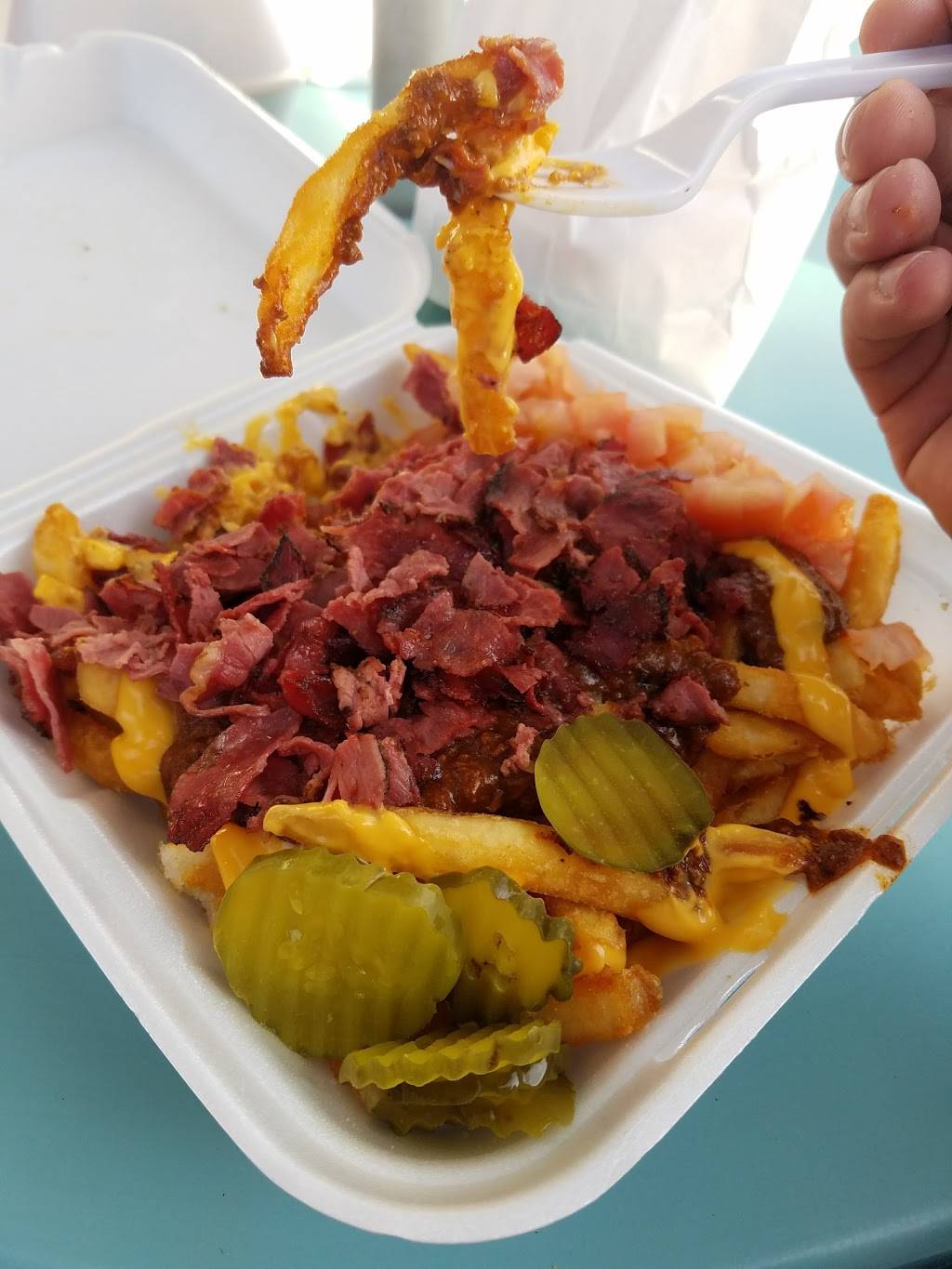 Tastee | restaurant | 168 E 4th St, Perris, CA 92570, USA | 9516575018 OR +1 951-657-5018