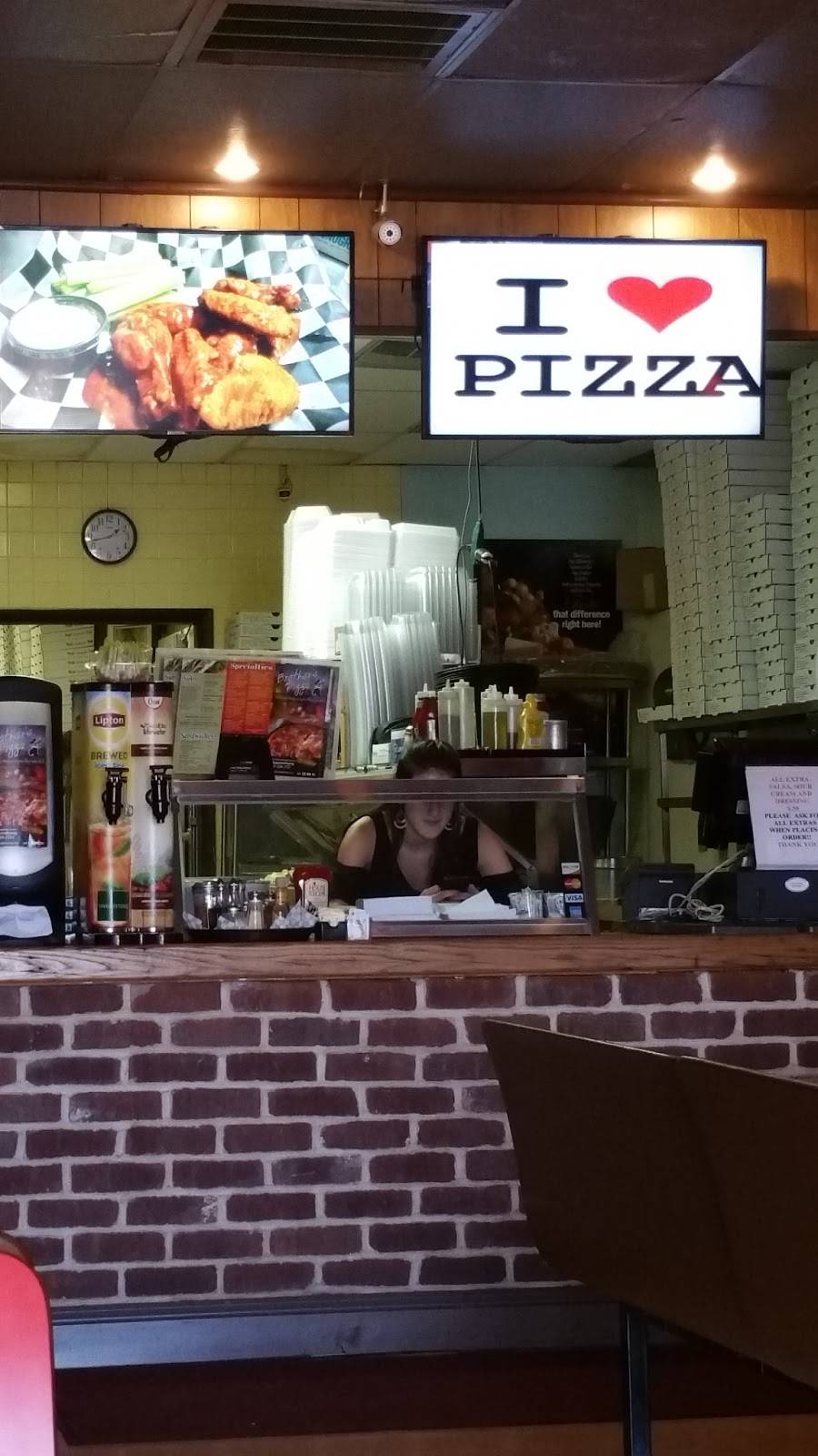 Brothers Pizza | restaurant | 18 Ship Shopping Center, Shippensburg, PA 17257, USA | 7175301732 OR +1 717-530-1732