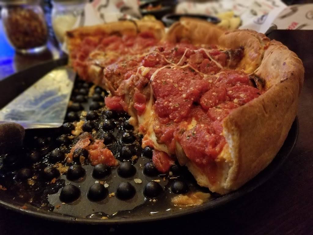 Rosatis Pizza | restaurant | 10755 Broadway, Crown Point, IN 46307, USA | 2192814500 OR +1 219-281-4500