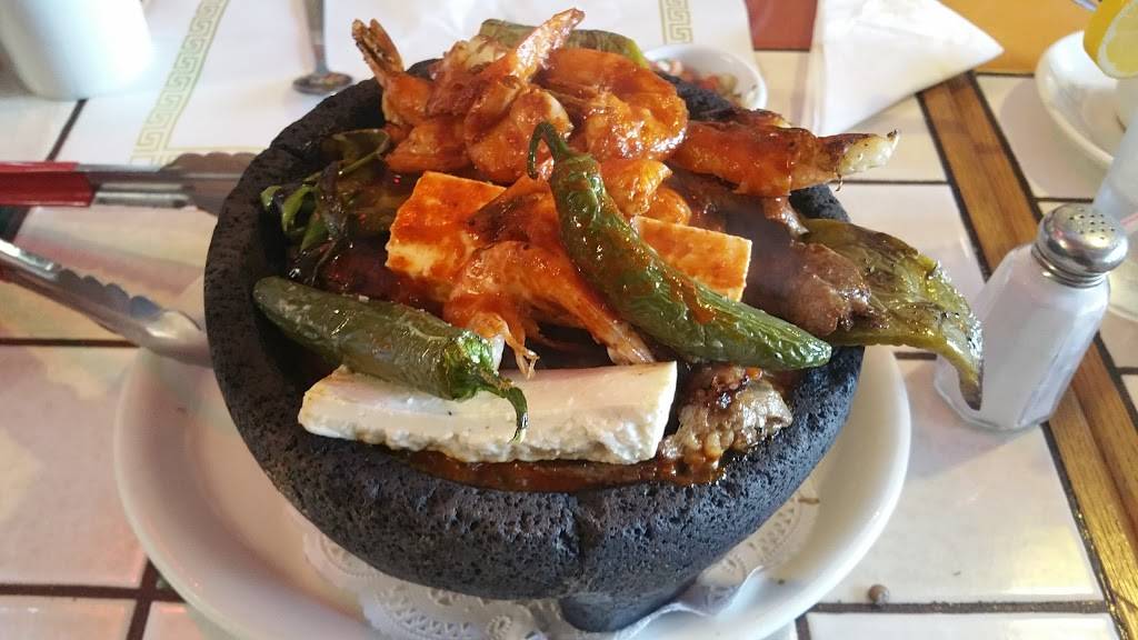 La Parrilla Restaurant | restaurant | 2126 East Cesar E Chavez Avenue, Los Angeles, CA 90033, USA | 3232623434 OR +1 323-262-3434