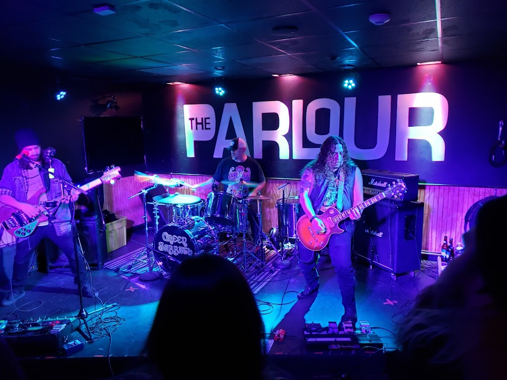 The Parlour Providence | restaurant | 1119 N Main St, Providence, RI 02904, USA | 4013835858 OR +1 401-383-5858