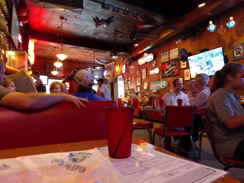 Moes & Joes | restaurant | 1033 North Highland Avenue Northeast, Atlanta, GA 30306, USA | 4048736090 OR +1 404-873-6090