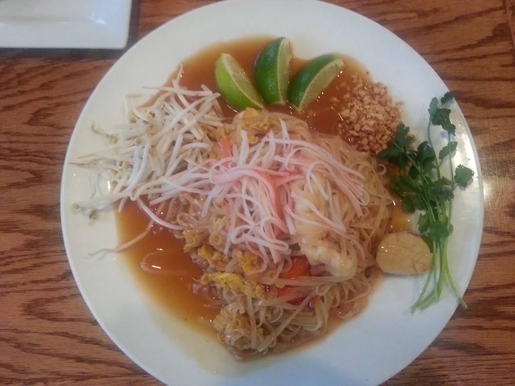 Koi Asian Cuisine | restaurant | 11 Elm St, Biddeford, ME 04005, USA | 2072821288 OR +1 207-282-1288