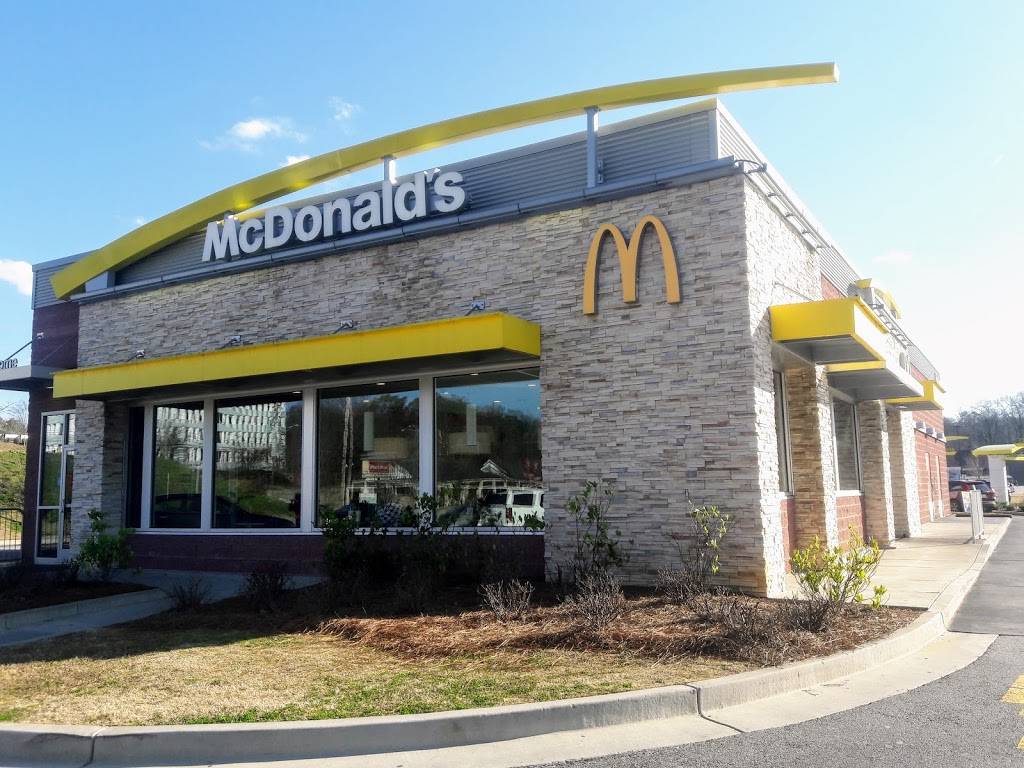 McDonalds | cafe | 834 Cleveland Ave, East Point, GA 30344, USA | 4047614885 OR +1 404-761-4885