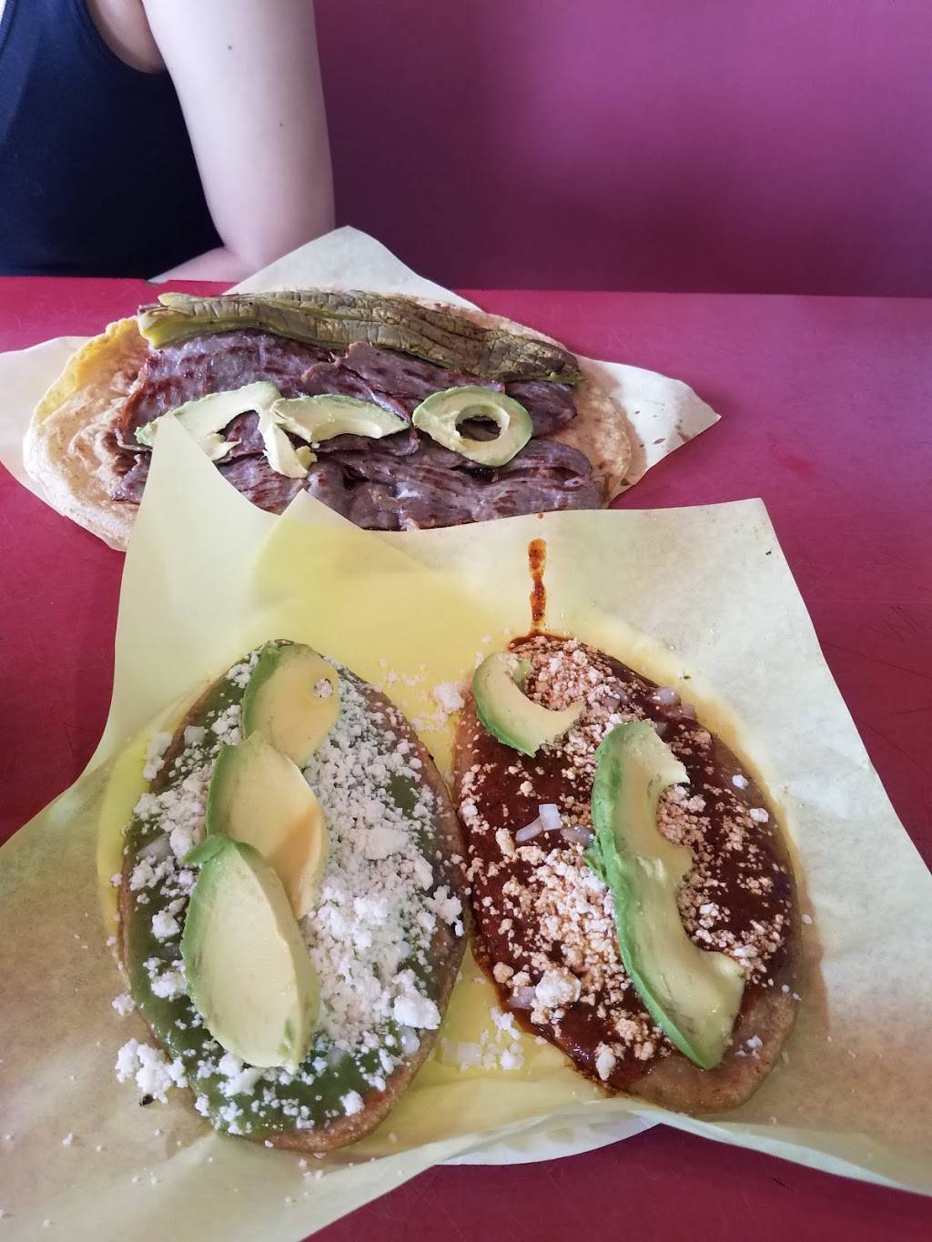 Cemitas Poblanas Juquilita Restaurant | restaurant | 532 S Lorena St, Los Angeles, CA 90063, USA | 3232610390 OR +1 323-261-0390