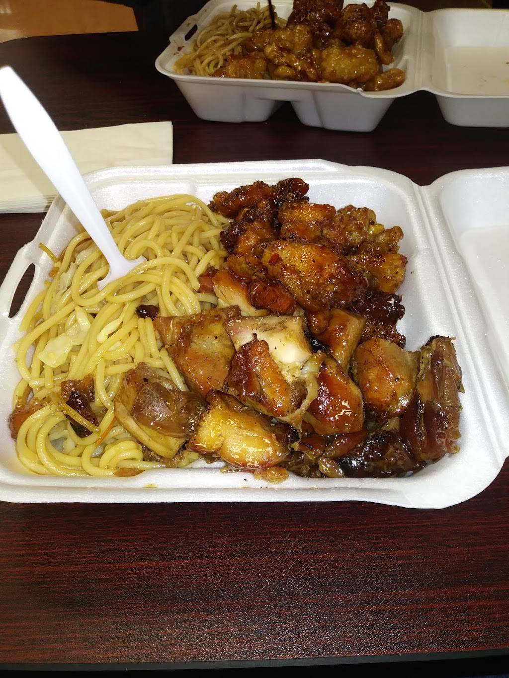 Famous Wok | restaurant | 3051 Kinzel Way, Knoxville, TN 37924, USA | 8653335536 OR +1 865-333-5536