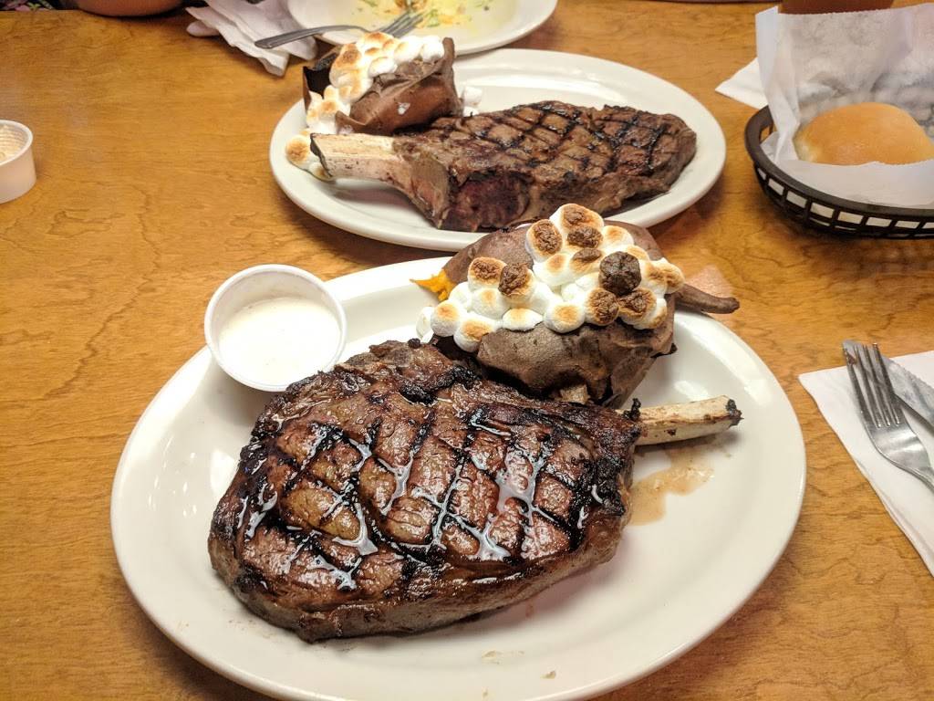 Texas Roadhouse | restaurant | 2780 Merchant Mile, Columbus, IN 47201, USA | 8123784632 OR +1 812-378-4632