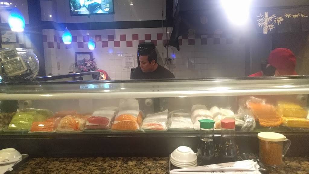 Sushi Time Towa | restaurant | 54 W Montgomery Cross Rd, Savannah, GA 31406, USA | 9129203288 OR +1 912-920-3288