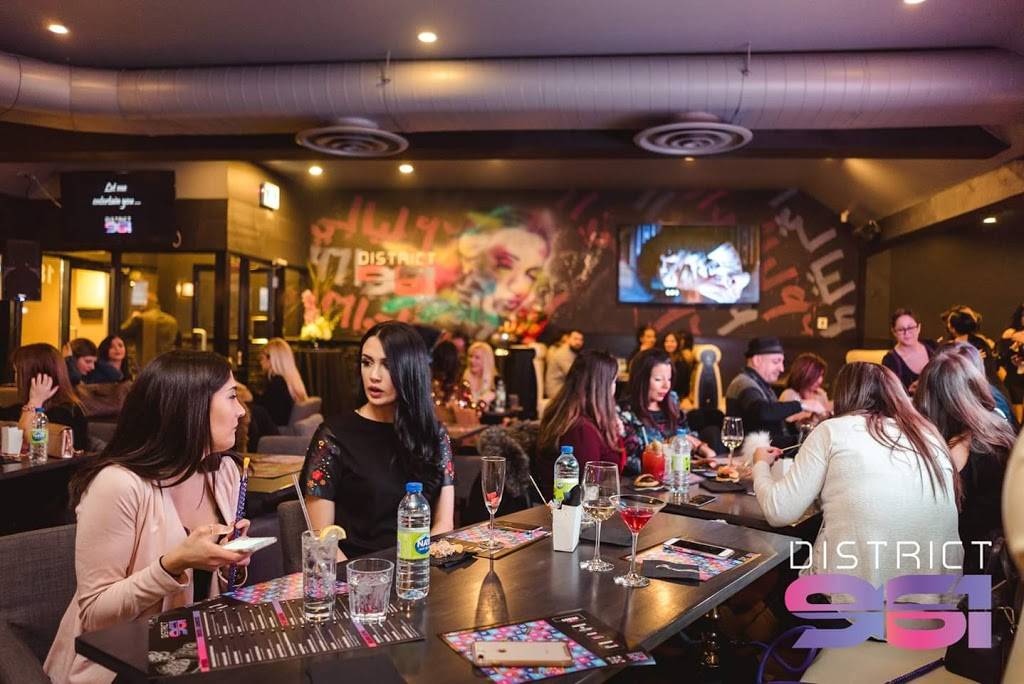 District 961 | restaurant | 1814 Boulevard de la Côte-Vertu, Saint-Laurent, QC H4L 2A6, Canada | 5149615155 OR +1 514-961-5155