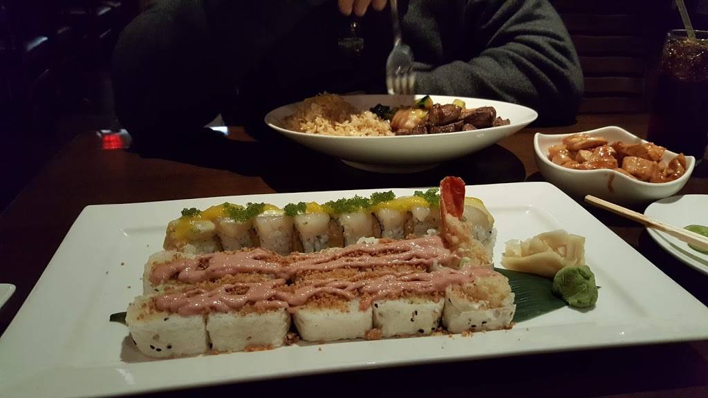 Sumou | restaurant | 551 E Main St, Bay Shore, NY 11706, USA | 6316654427 OR +1 631-665-4427