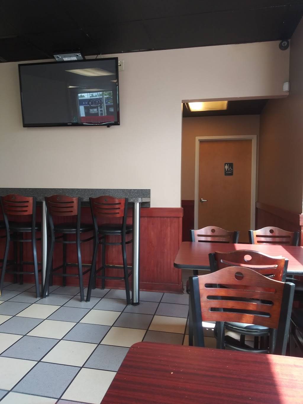 Gaetanos | meal takeaway | 1 S Burnt Mill Rd, Voorhees Township, NJ 08043, USA | 8564298102 OR +1 856-429-8102