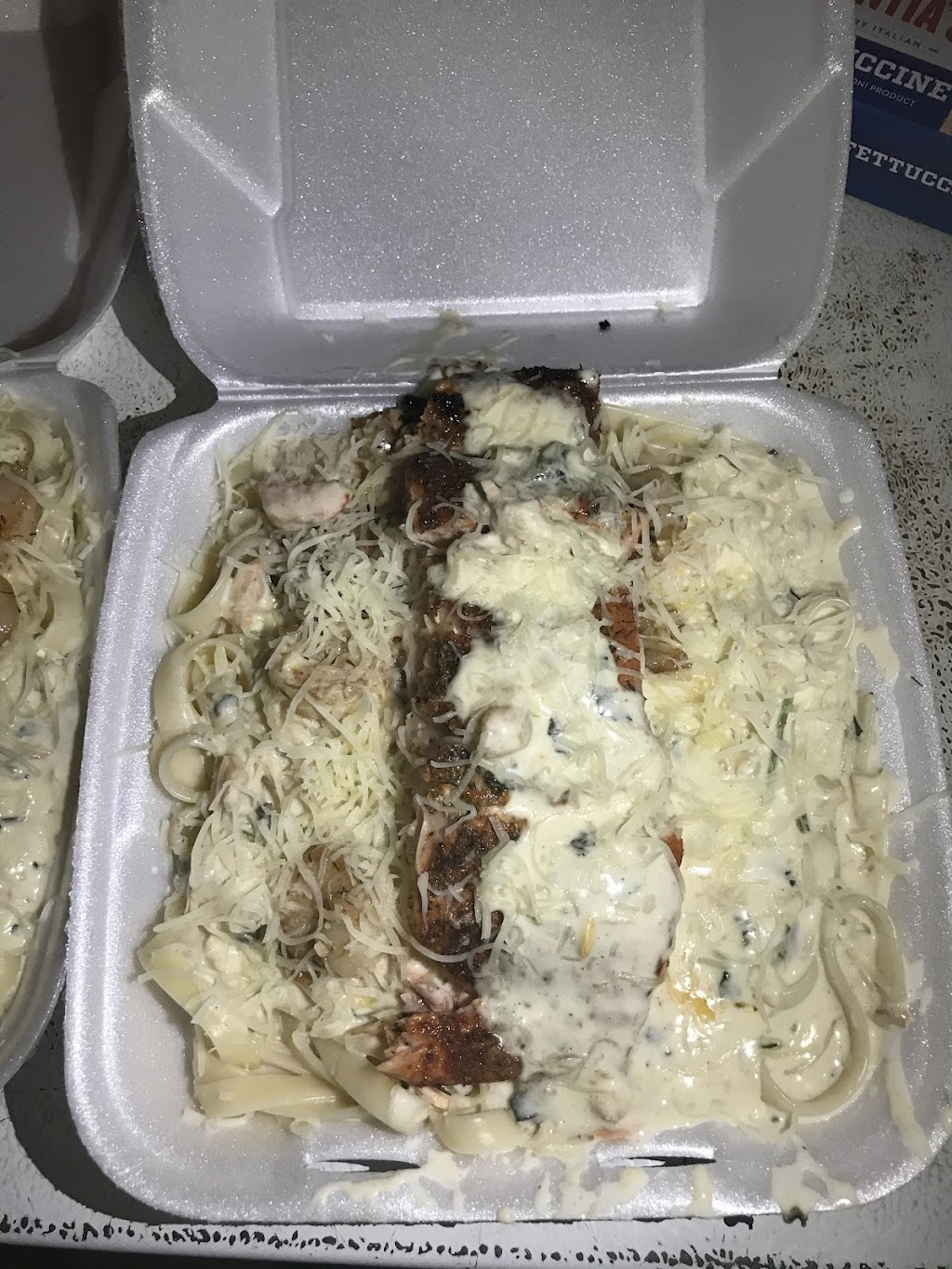 Da Kave Hookah Lounge | restaurant | 140 Morgantown St, Uniontown, PA 15401, USA | 7245504511 OR +1 724-550-4511