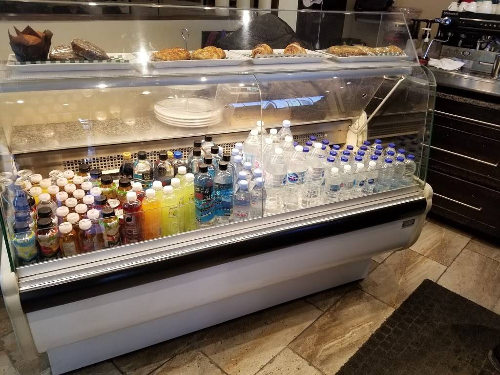 Moes World Famous Newport Restaurant & Donna’s Express | restaurant | 322 Churchill Ave N, Ottawa, ON K1Z 5B9, Canada | 6137229998 OR +1 613-722-9998