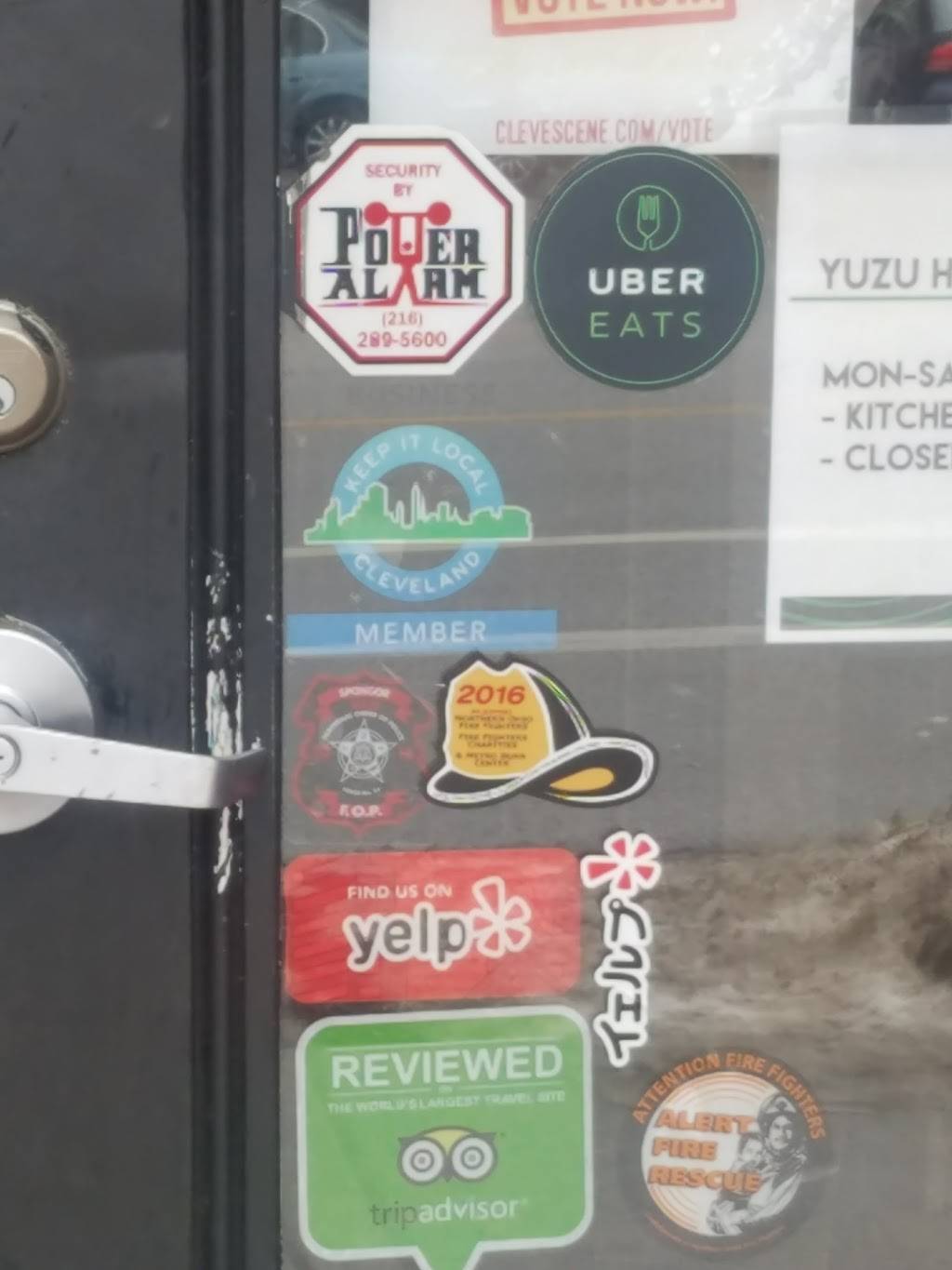 Circle K | meal takeaway | 13933 Lakewood Heights Blvd, Cleveland, OH 44107, USA | 2162529767 OR +1 216-252-9767