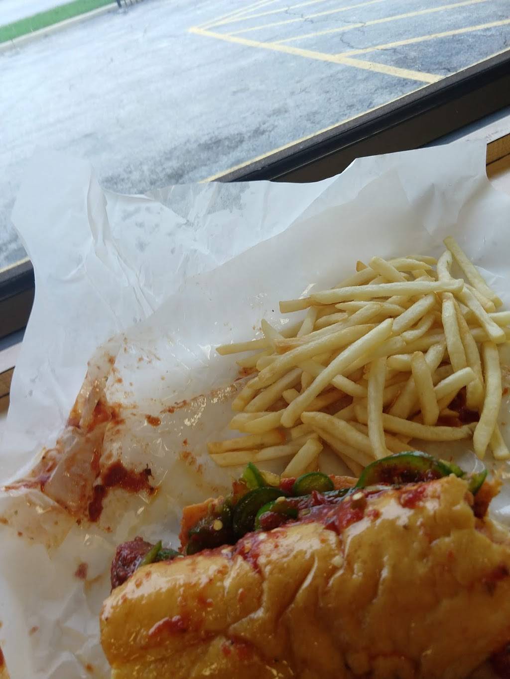 Dukes Drive-In | restaurant | 8115 S Harlem Ave, Bridgeview, IL 60455, USA | 7085990576 OR +1 708-599-0576