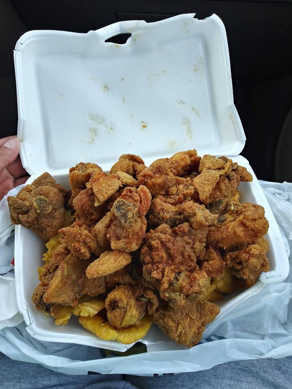 Yang Restaurant | restaurant | 924 Broad St, Providence, RI 02907, USA | 4017800777 OR +1 401-780-0777