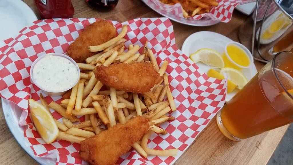 The Crab Pot Restaurant and Bar | restaurant | 215 N Marina Dr, Long Beach, CA 90803, USA | 5624300272 OR +1 562-430-0272