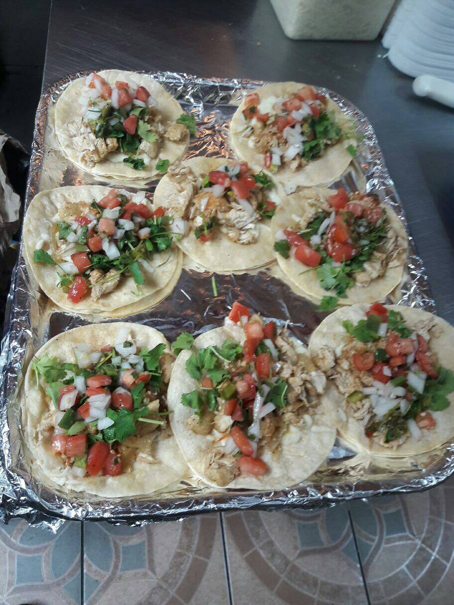 US Fried Chicken | restaurant | 4419 Tuckaseegee Rd, Charlotte, NC 28208, USA | 7049008406 OR +1 704-900-8406