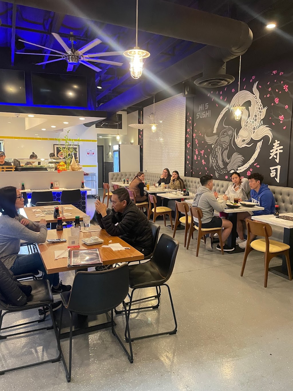 Hi 5 Sushi | restaurant | 225 W Warner Rd #3, Chandler, AZ 85225, USA | 4805344269 OR +1 480-534-4269