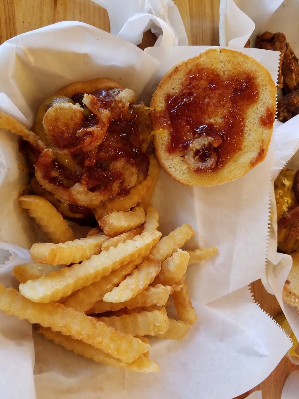 Fresh Burger | restaurant | 457 S Pleasantburg Dr, Greenville, SC 29607, USA | 8646094411 OR +1 864-609-4411