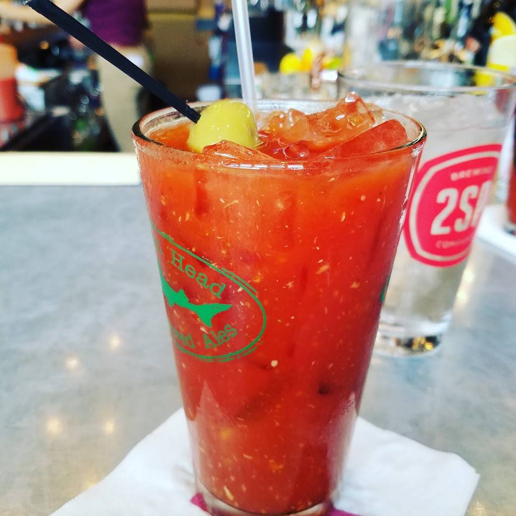 Christophers A Neighborhood Place | restaurant | 3315, 108 N Wayne Ave, Wayne, PA 19087, USA | 6106876558 OR +1 610-687-6558