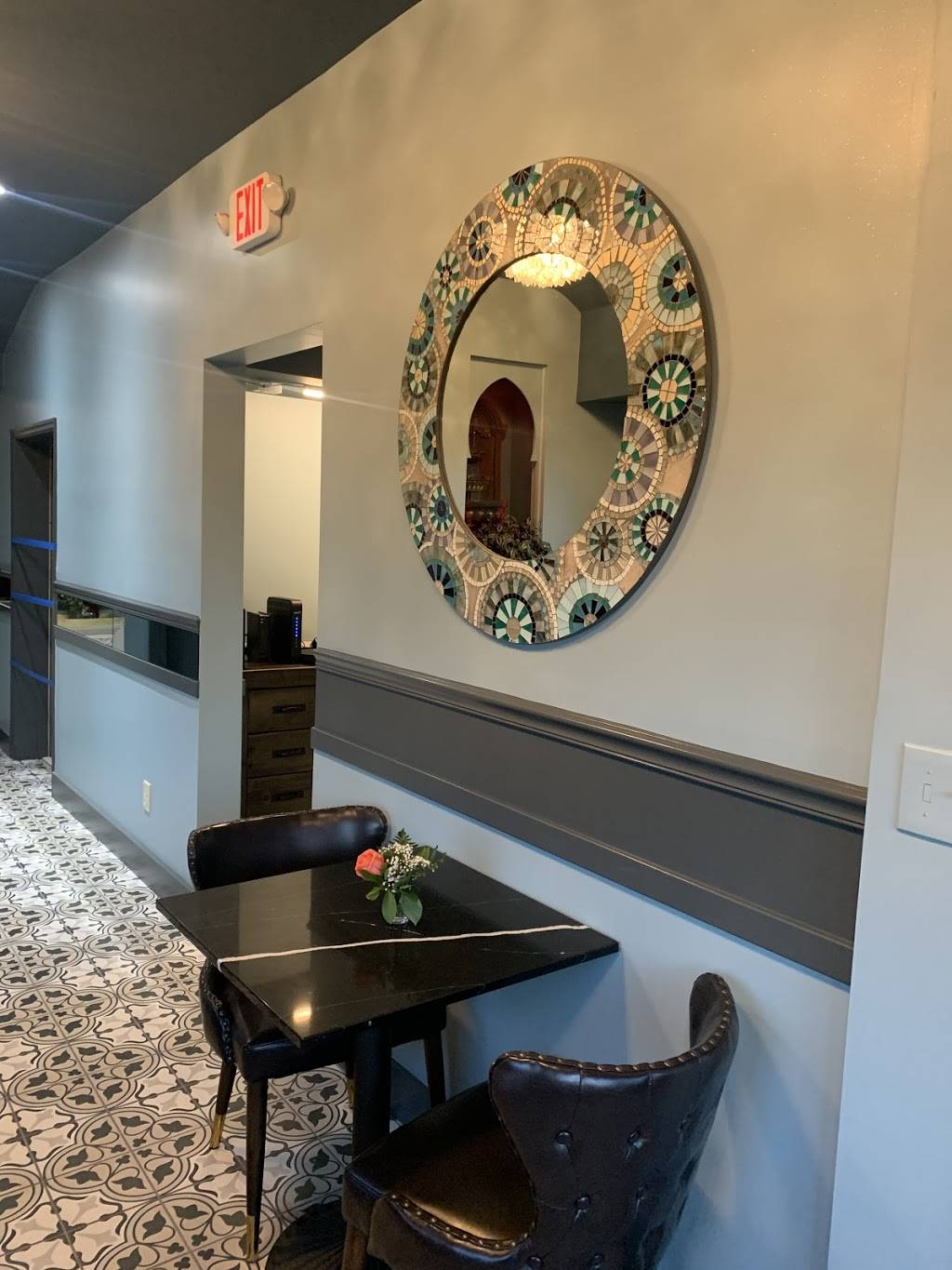 Tara Kitchen | restaurant | 1785 Western Ave, Albany, NY 12203, USA | 5186084126 OR +1 518-608-4126