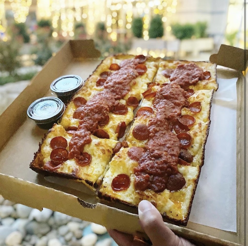 Side Door Pizza | meal takeaway | 909 New Jersey Ave SE, Washington, DC 20003, USA | 2028179302 OR +1 202-817-9302