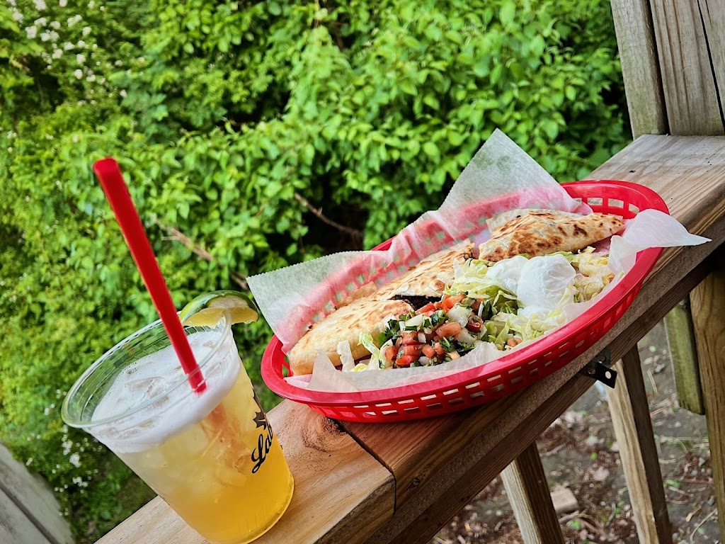 Docks Cantina | restaurant | 4540 Lake Rd, Sheffield Lake, OH 44054, USA | 4404440080 OR +1 440-444-0080