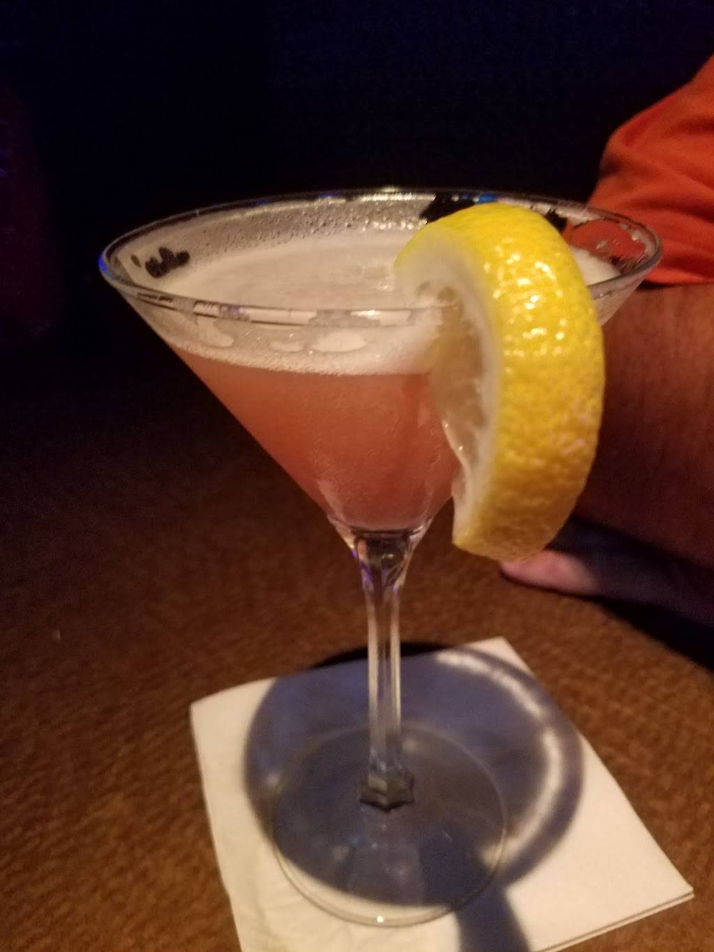 Ciccarellis Sports Bar Theater | restaurant | 46793 Hayes Rd, Shelby Charter Twp, MI 48315, USA | 5862472223 OR +1 586-247-2223