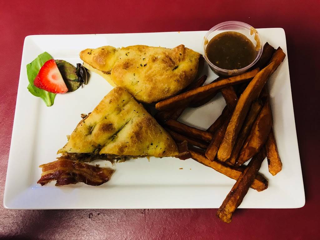 Family Bistro & Sushi Bar | restaurant | 227 Cherokee St, Leavenworth, KS 66048, USA | 9132505680 OR +1 913-250-5680