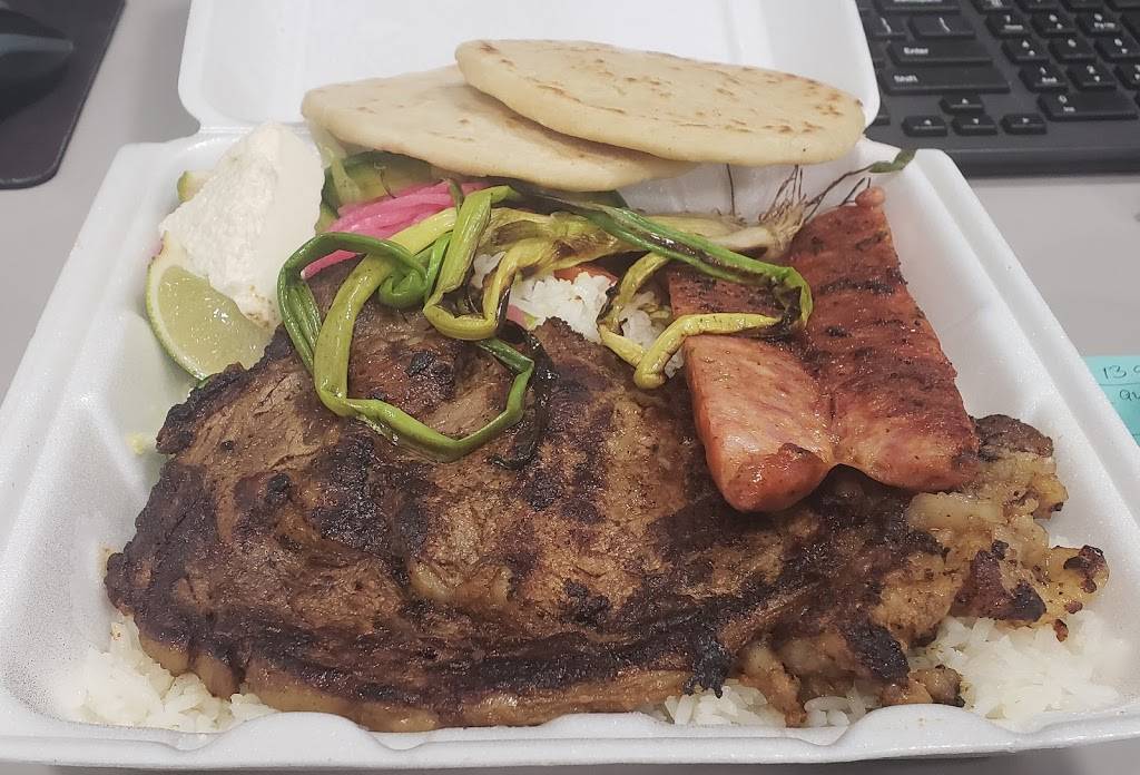 La Pupusa Loca Grille | restaurant | 144 Waverly St, Framingham, MA 01702, USA | 7747775960 OR +1 774-777-5960