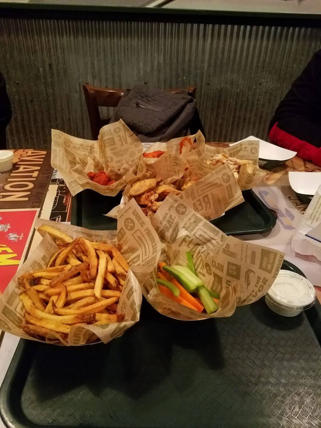 Wingstop | restaurant | 6424 Northwest Loop 410 Ste 103, San Antonio, TX 78238, USA | 2106803700 OR +1 210-680-3700