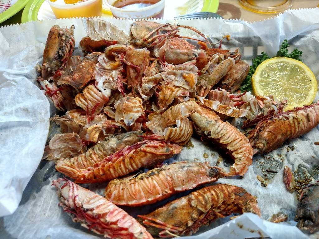 JBs Fish Camp | restaurant | 859 Pompano Ave, New Smyrna Beach, FL 32169, USA | 3864275747 OR +1 386-427-5747