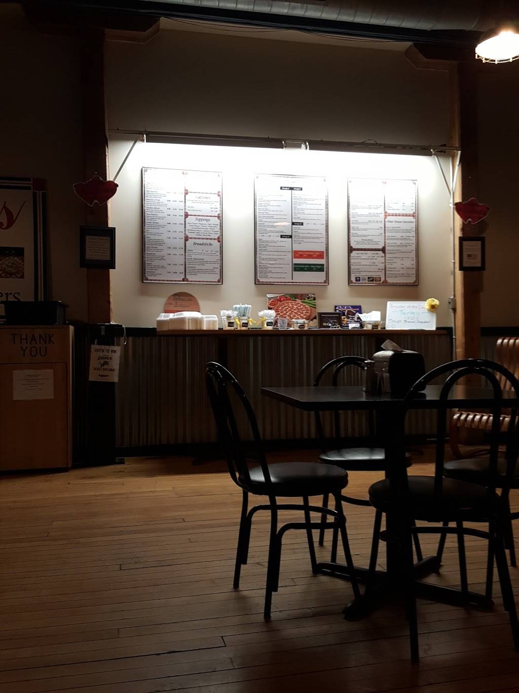 Mancinos Pizza & Grinders | restaurant | 218 S Lafayette St, Greenville, MI 48838, USA | 6167546666 OR +1 616-754-6666