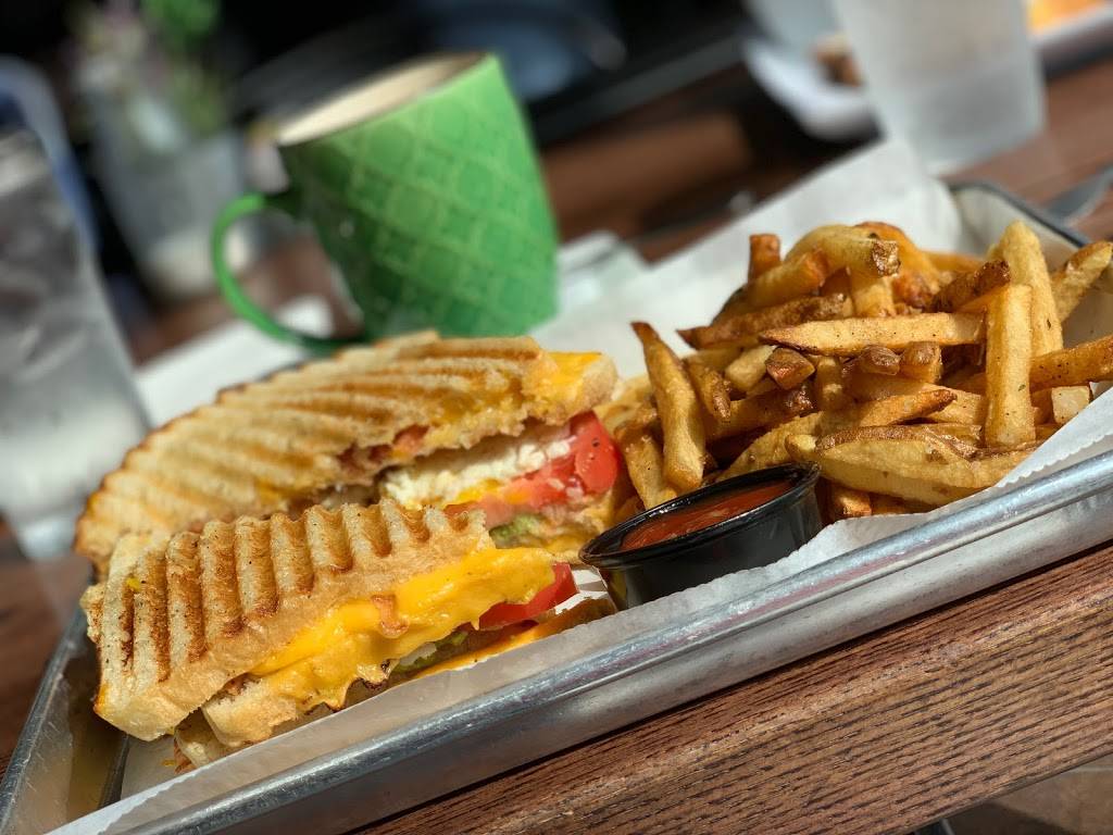 Melt Kitchen and Bar | restaurant | 1941 New Garden Rd #116, Greensboro, NC 27410, USA | 3367635445 OR +1 336-763-5445