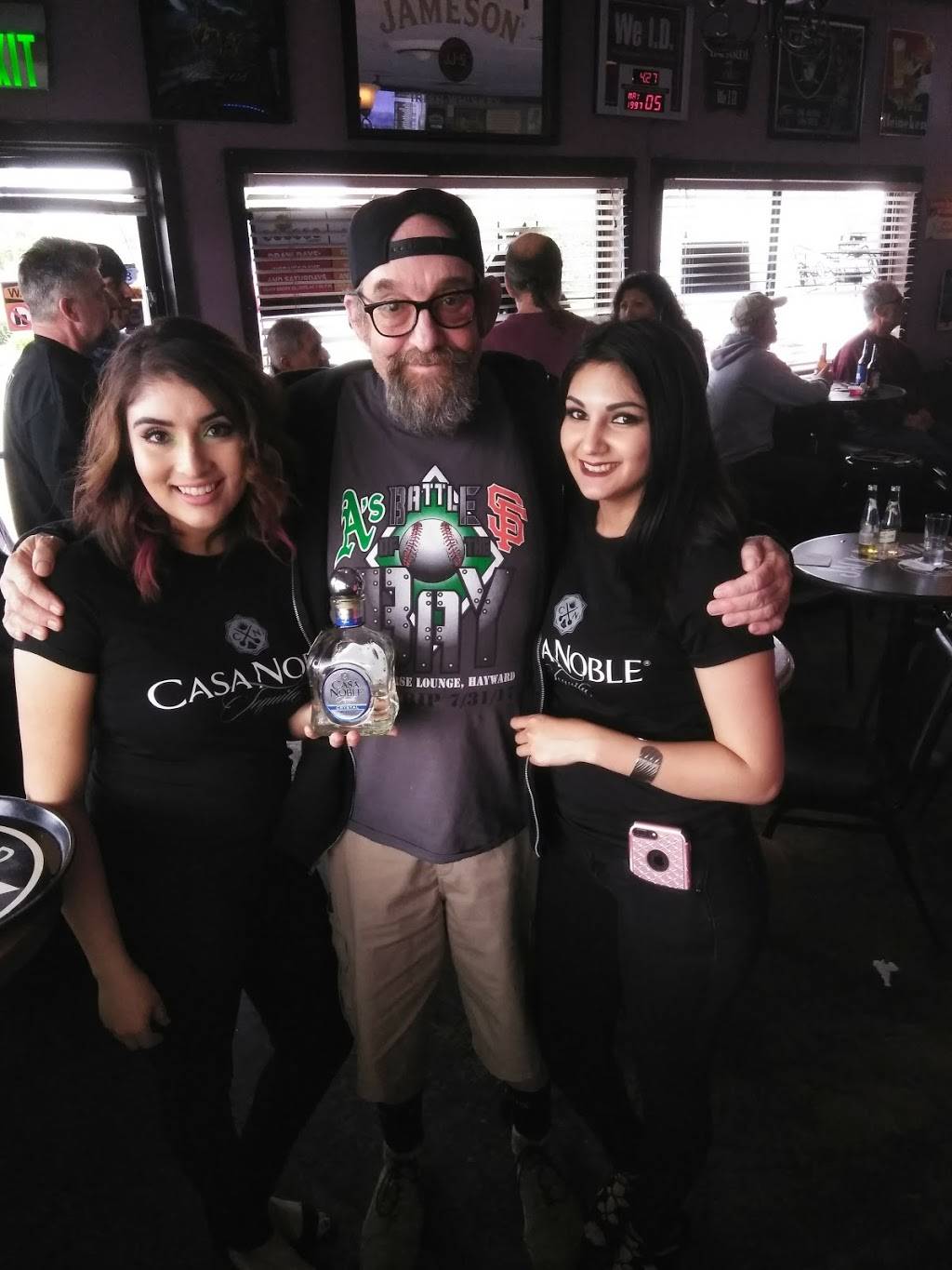 Dark Horse Lounge | night club | 24018 Hesperian Blvd, Hayward, CA 94545, USA | 5103972233 OR +1 510-397-2233